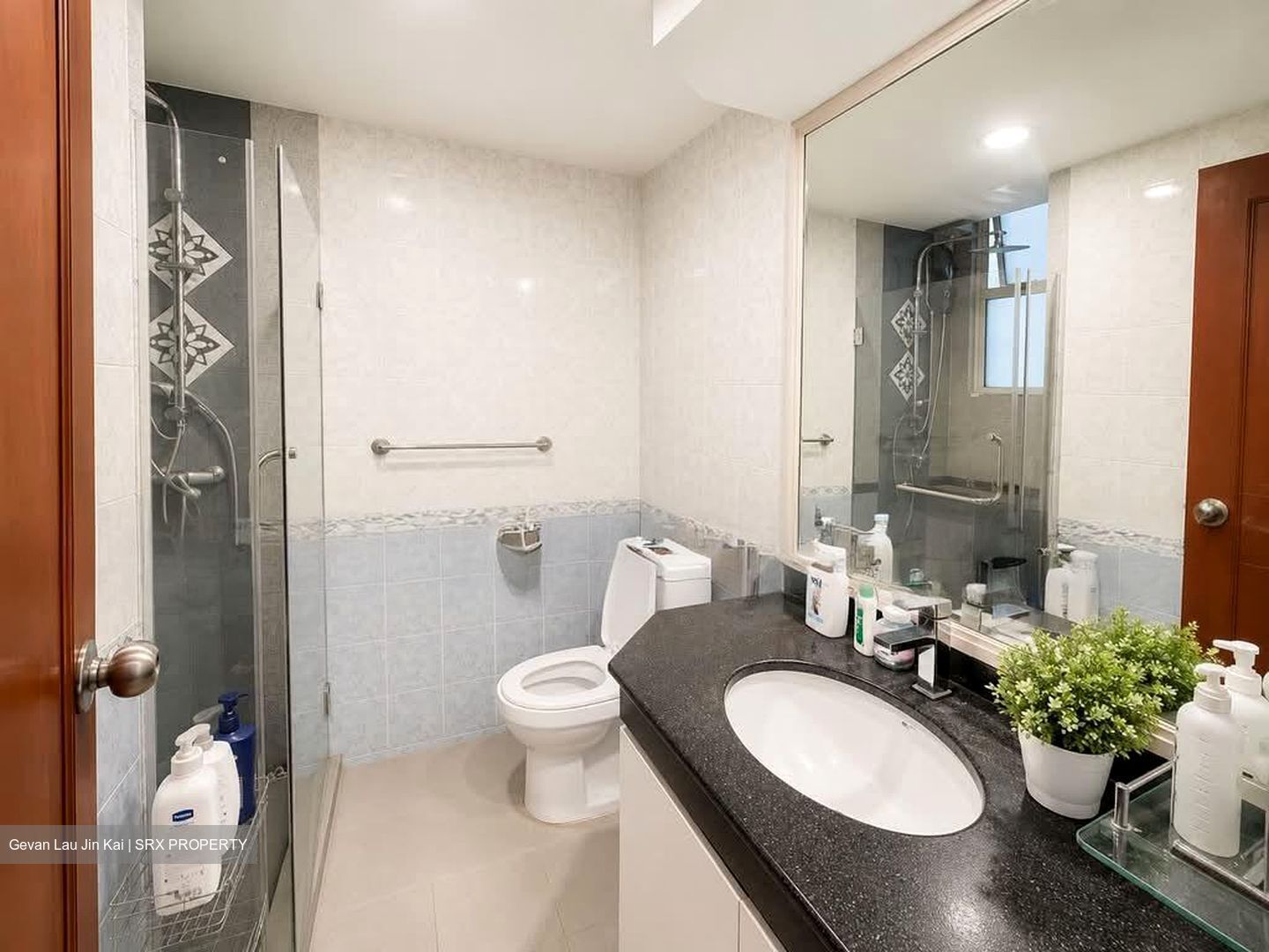 Northoaks (D25), Condominium #571564071